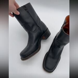 FRYE Short campus zipper boots size 9 zip up shortie